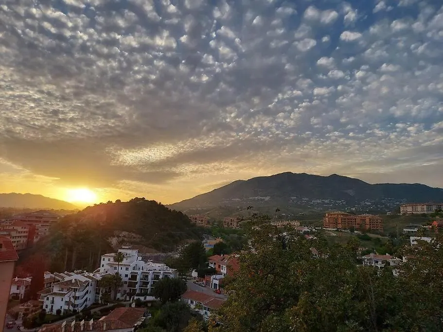 Sunny Holiday Apartment Lovely 2 Bedroom With Pool Fuengirola