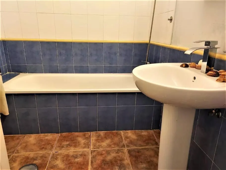 Sunny Holiday Apartment Lovely 2 Bedroom With Pool Fuengirola 0*,