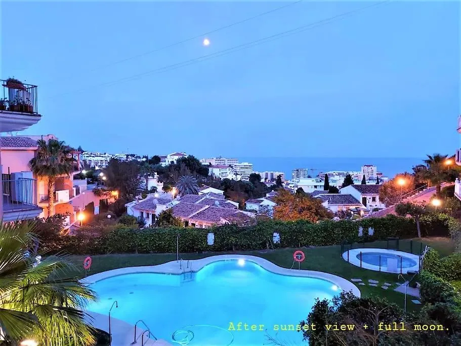 Sunny Holiday Apartment Lovely 2 Bedroom With Pool Fuengirola