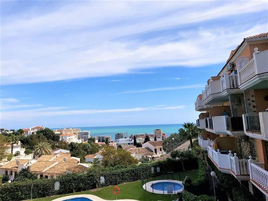 Sunny Holiday Apartment Lovely 2 Bedroom With Pool Fuengirola