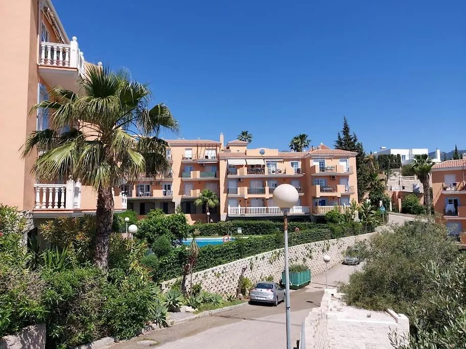 Sunny Holiday Apartment Lovely 2 Bedroom With Pool Fuengirola