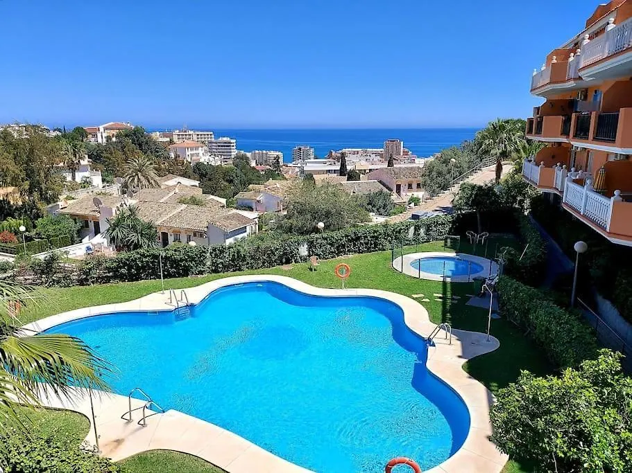 Sunny Holiday Apartment Lovely 2 Bedroom With Pool Fuengirola