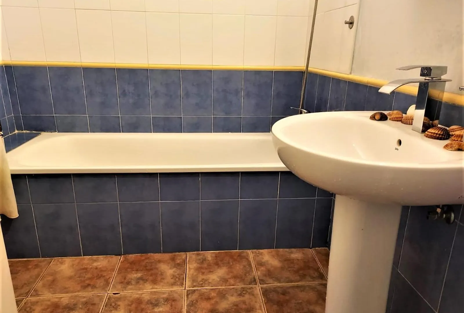 Sunny Holiday Apartment Lovely 2 Bedroom With Pool Fuengirola