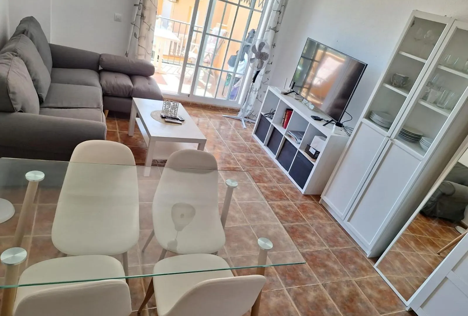 Sunny Holiday Apartment Lovely 2 Bedroom With Pool Fuengirola Spain